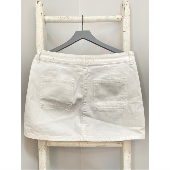 White Hollister A-Line Button Up Skirt - Picture 2 of 3